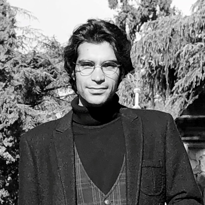 استاد داستان نویسی